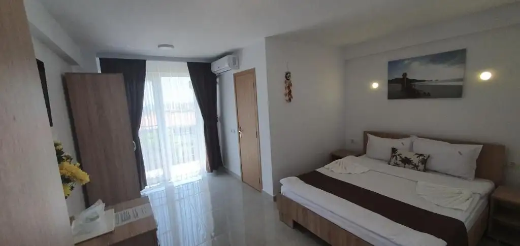 Cameră dublă cu balcon - Hotel Ema Vama Veche
