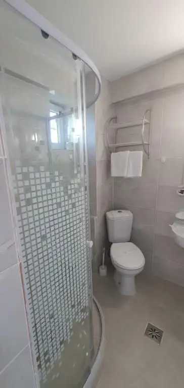 Cameră dublă cu baie privată - Hotel Ema Vama Veche